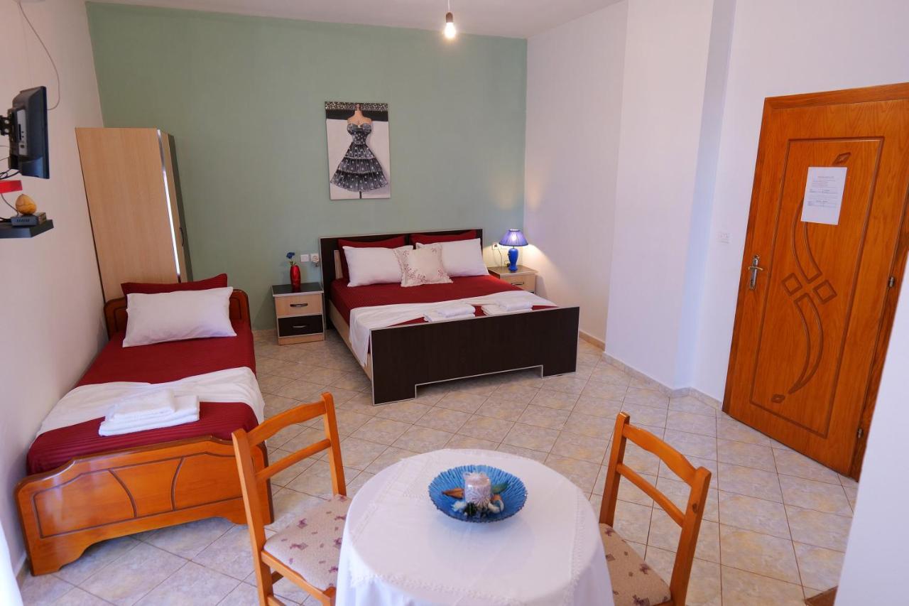 Villa Seventh Heaven Саранде Екстериор снимка