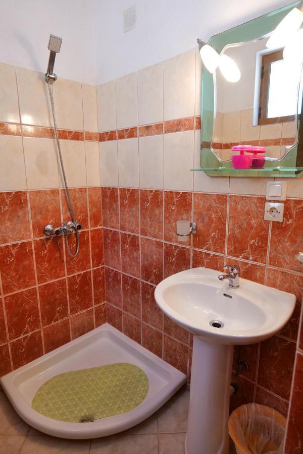 Villa Seventh Heaven Саранде Екстериор снимка