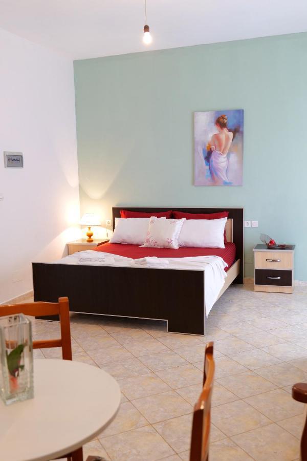 Villa Seventh Heaven Саранде Екстериор снимка